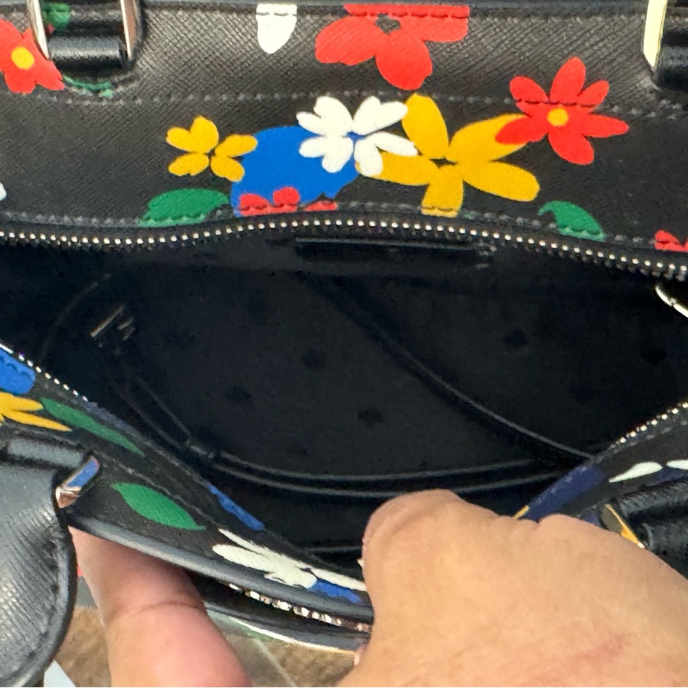 KATE SPADE New York STACI FLORAL MEDIUM SATCHEL - Picture 12 of 13